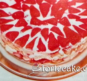 Torta od jagoda i piškota